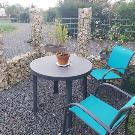 Un Air De Campagne Bed & Breakfast Millac  Exterior photo